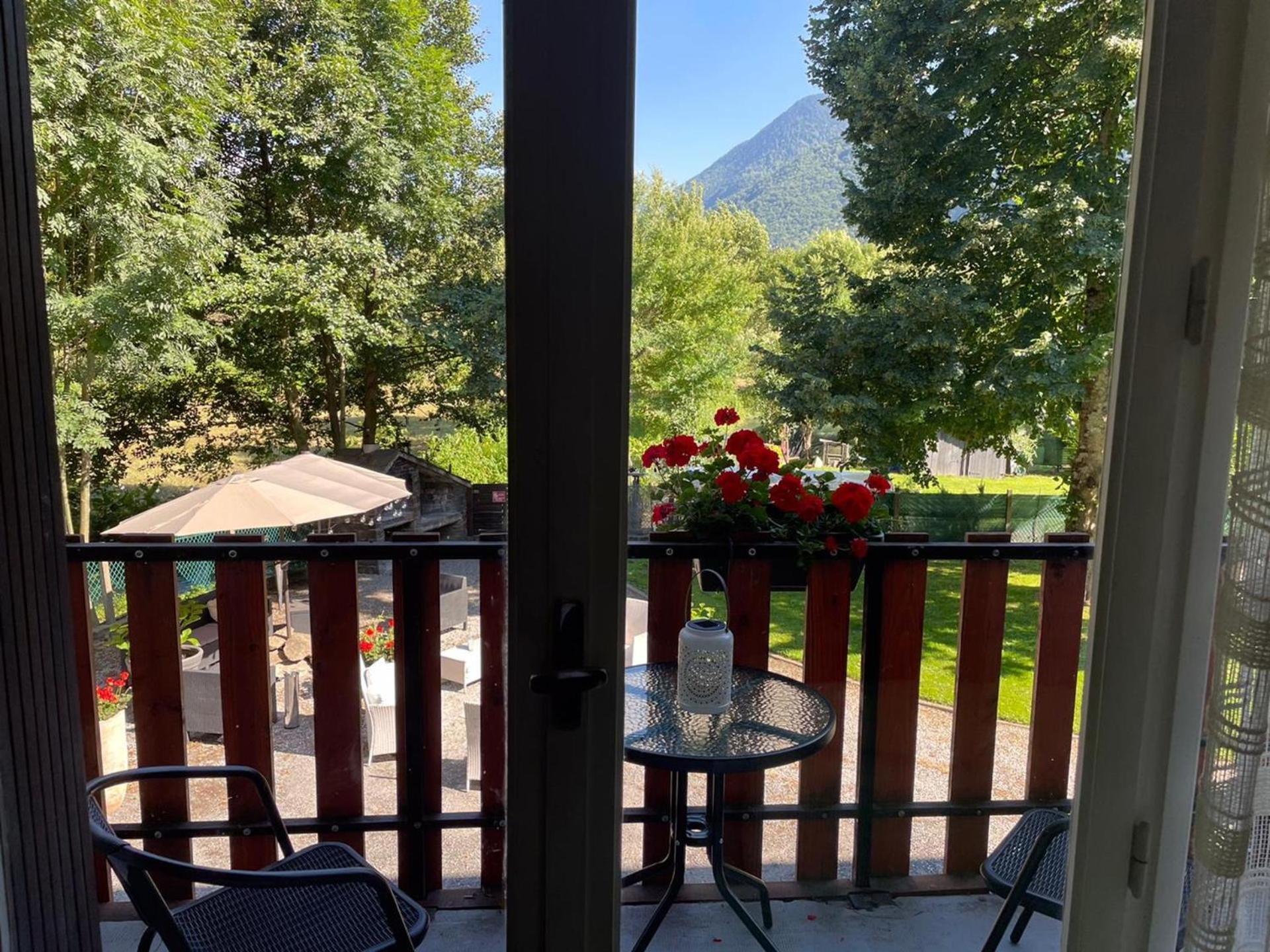Mountain View 2 Bedroom Apartment Saint Beat Lez Dış mekan fotoğraf